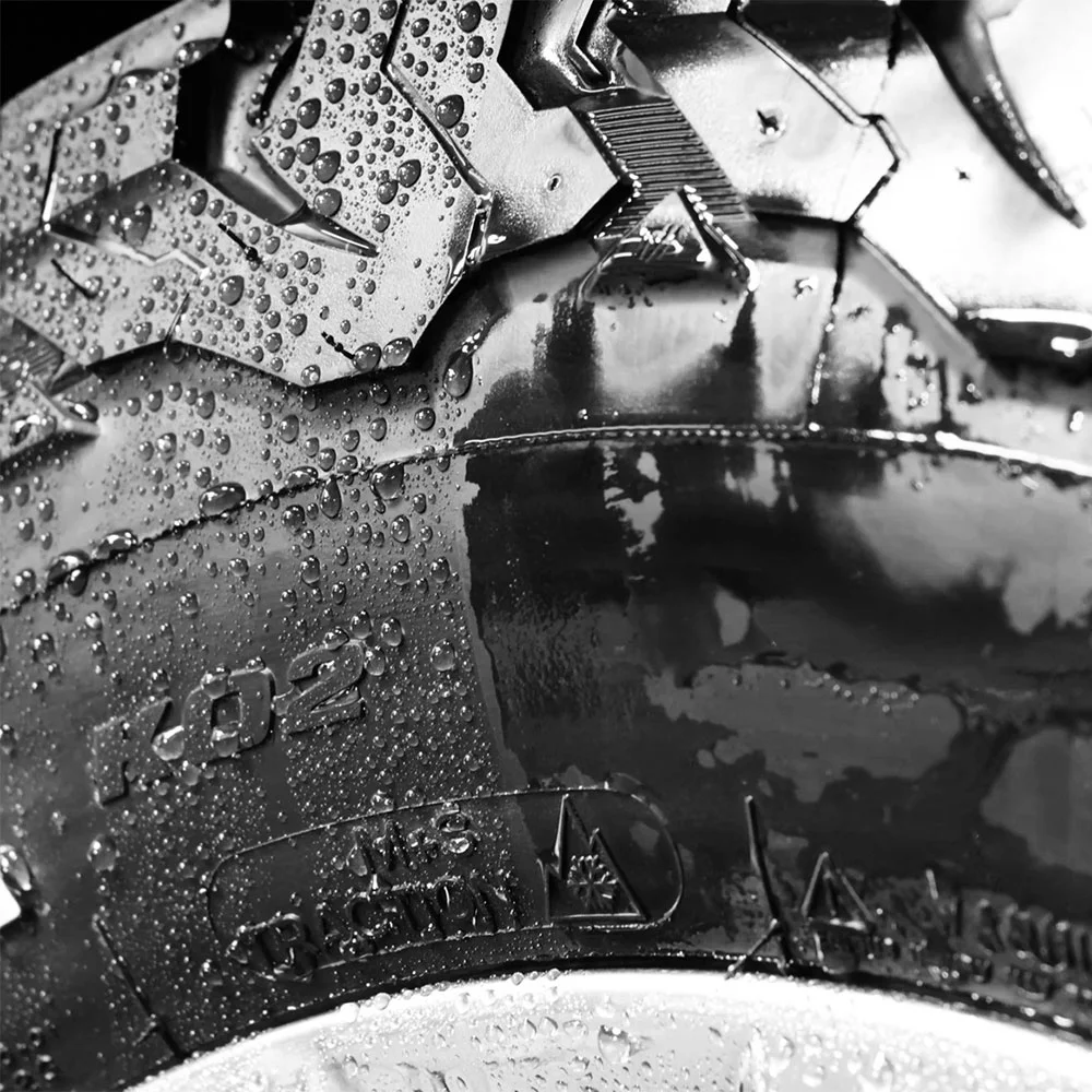 CarPro BlackOut - Защитное покрытие для резины и пластика, 50 мл - 3